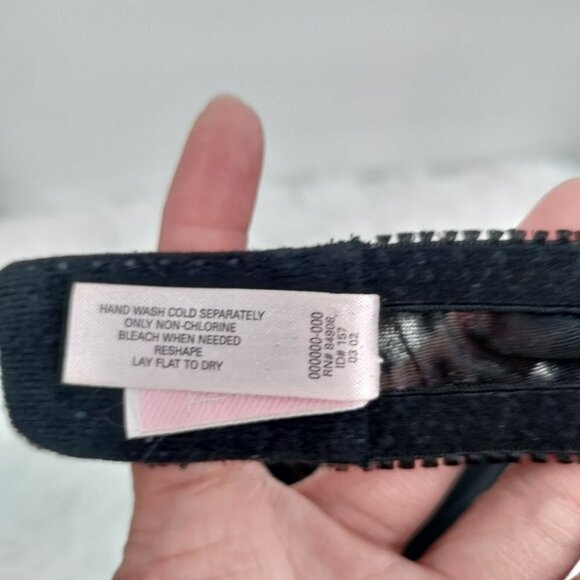 Victoria's Secret Floral Embroided Lace Underwire Bra Size 34C Women Black - Picture 5 of 7